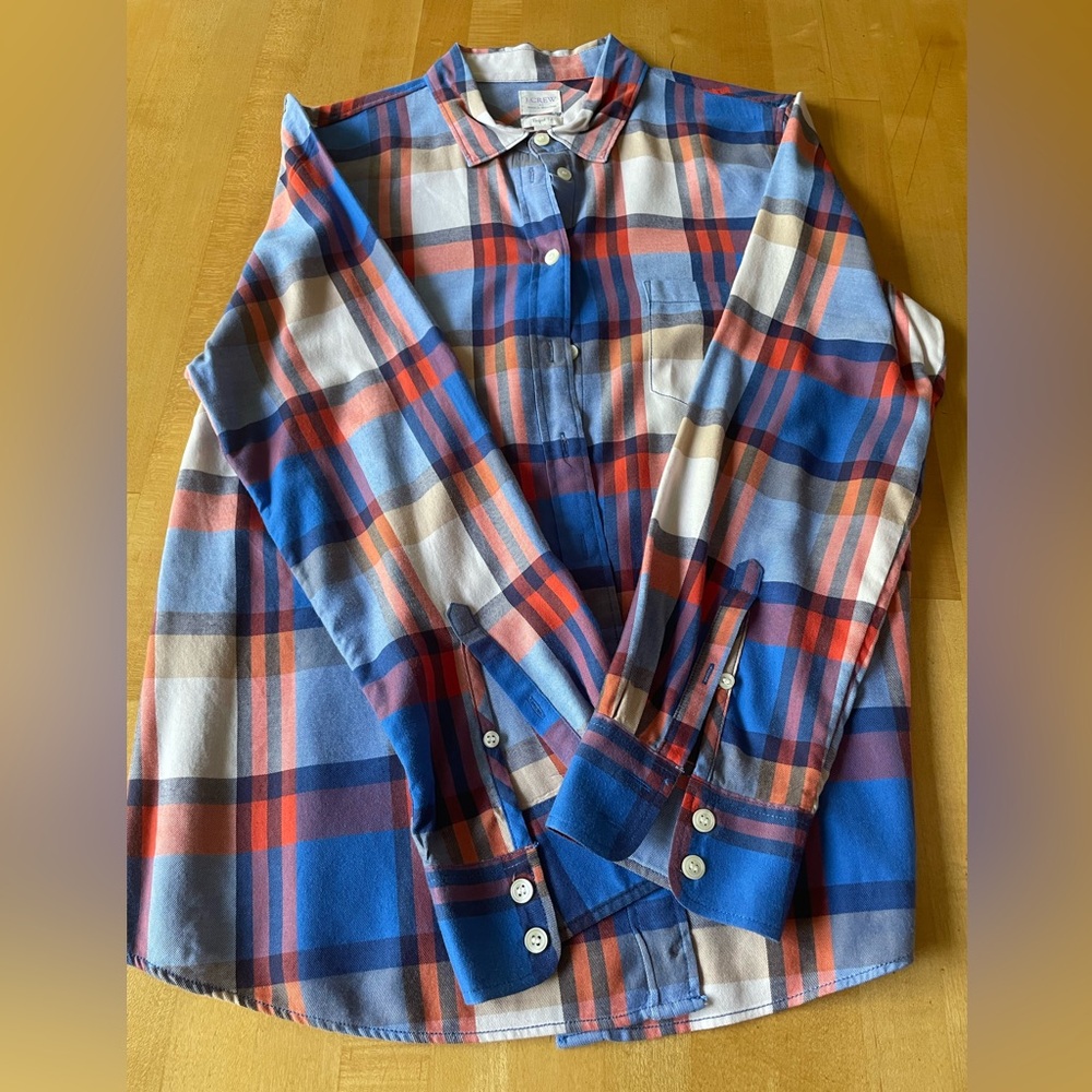 JCrew Factory Perfect Fit plaid shirt, size large petite.